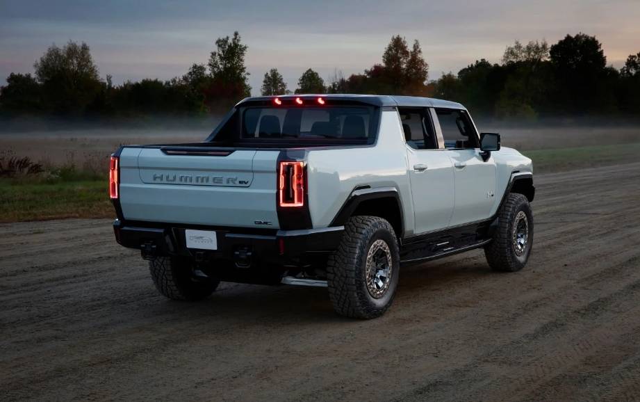 rear movement electric pickup chevrolet hummer ev