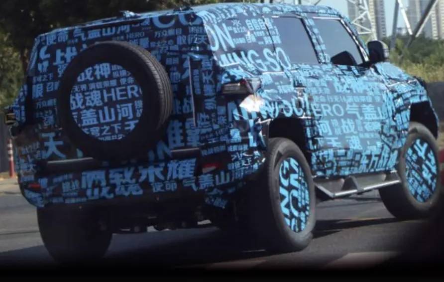 Competitor Hummer EV from Chinese Dongfeng